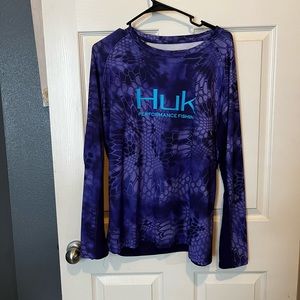 Womens Huk shirt
